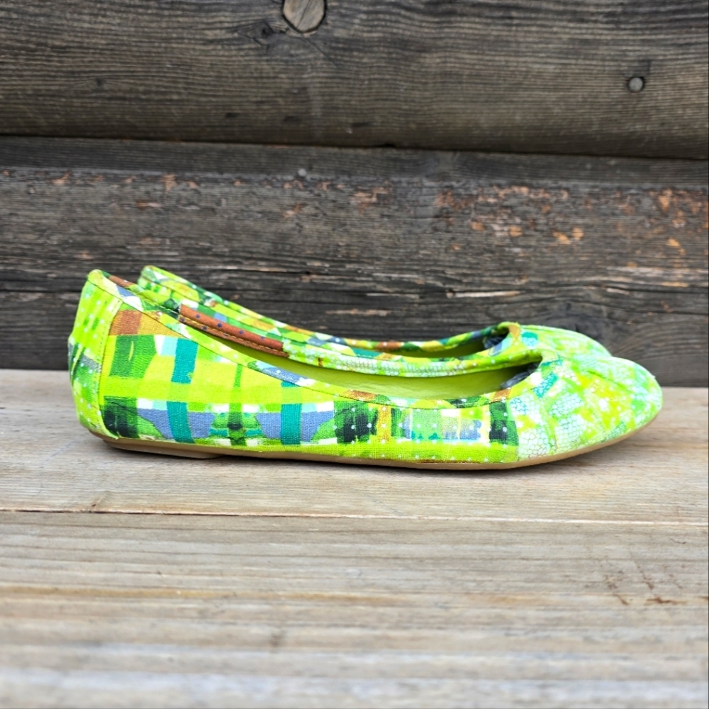 Nine West Blustery Y2K Art Pop Rouched Round Toe Comfort Ballet Flats 7M - Picture 2 of 14